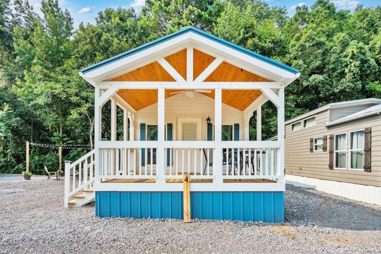 4 Heron Haus, Luxury Tiny House, Pet Friendly, Mins To Downtown Guntersville Exterior photo