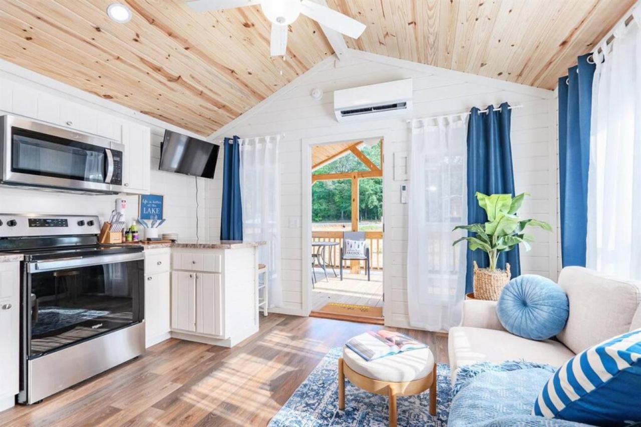 4 Heron Haus, Luxury Tiny House, Pet Friendly, Mins To Downtown Guntersville Exterior photo