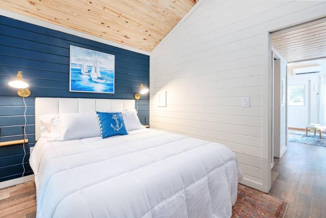4 Heron Haus, Luxury Tiny House, Pet Friendly, Mins To Downtown Guntersville Exterior photo