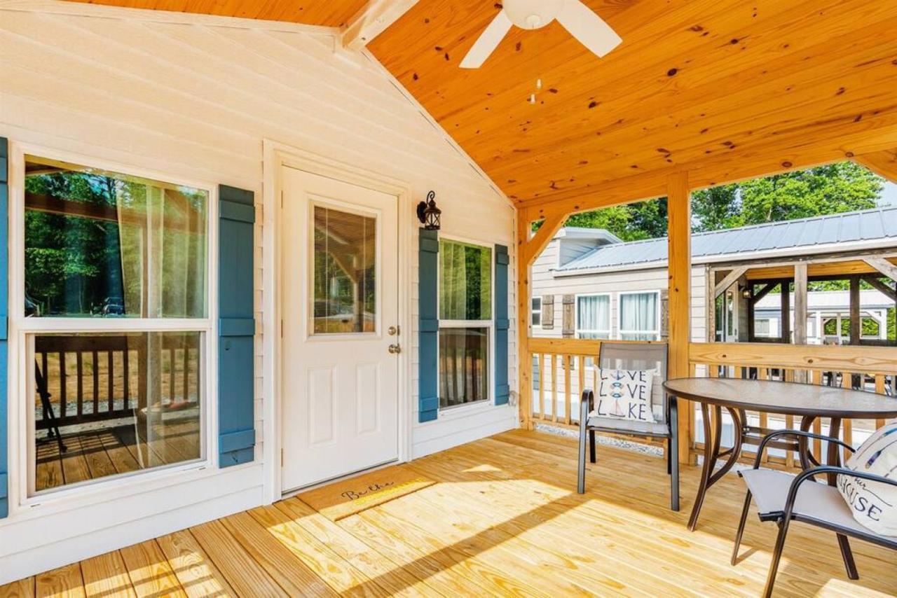 4 Heron Haus, Luxury Tiny House, Pet Friendly, Mins To Downtown Guntersville Exterior photo